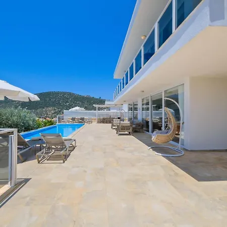 Lumiere 2 Luxurious 4 Bed In Kiziltas With Sea Views Villa