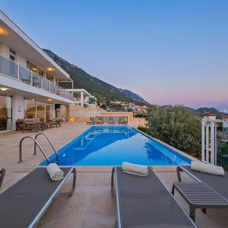 Lumiere 2 Luxurious 4 Bed In Kiziltas With Sea Views Villa Kalkan