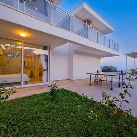 Villa Lumiere 2 Luxurious 4 Bed In Kiziltas With Sea Views *