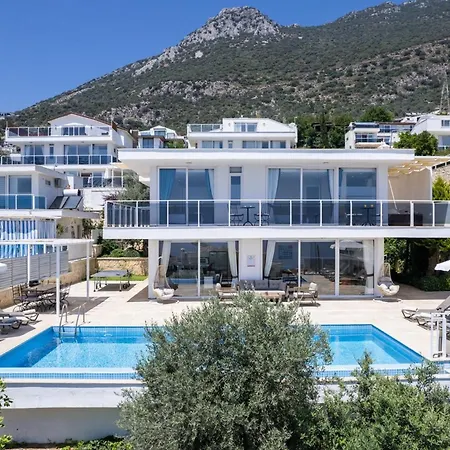 Lumiere 2 Luxurious 4 Bed In Kiziltas With Sea Views *