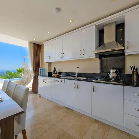 Lumiere 2 Luxurious 4 Bed In Kiziltas With Sea Views *